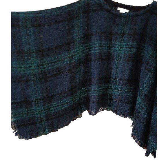 Orvis Plaid Fringe Poncho One Size Navy Green Soft Knit Cape Wrap Shawl - Picture 3 of 8